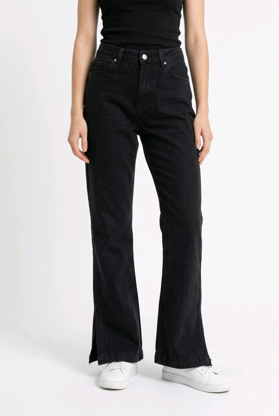 NWT Indigo Rein Highrise Boot cut curvy fit Jeans size 11